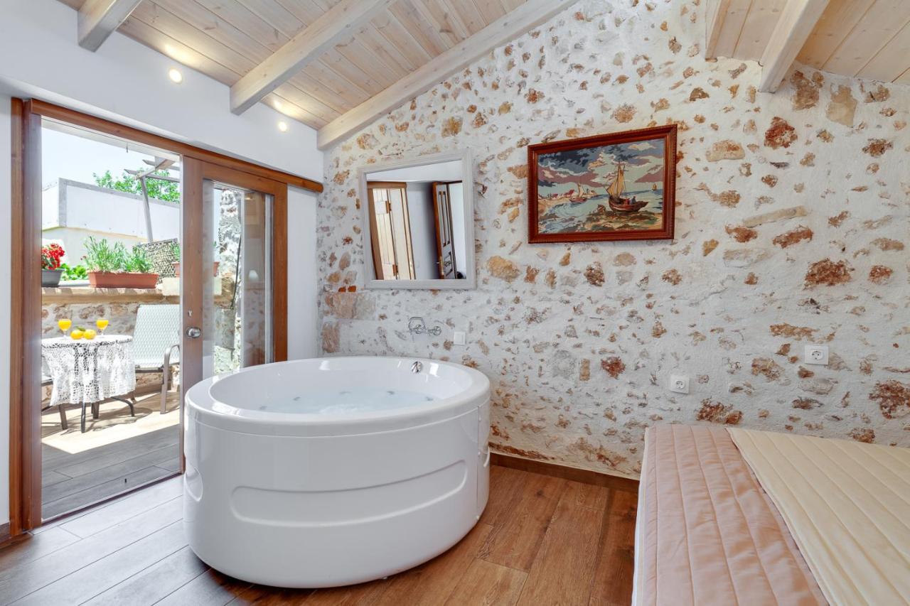 Hamam Suites Portou 干尼亞 外观 照片